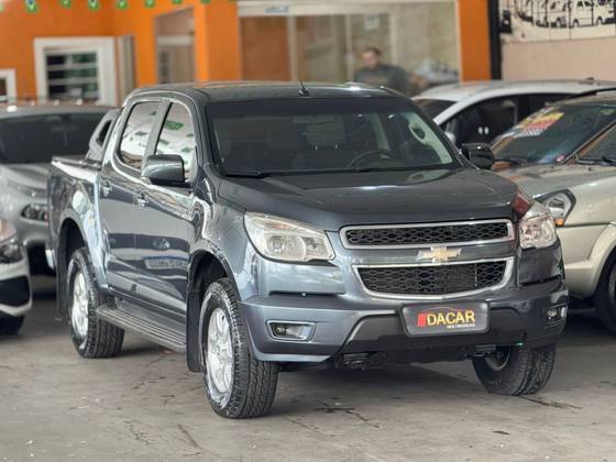 CHEVROLET S10 2.4 LT 4X2 CD 8V FLEX 4P MANUAL CHEVROLET S10 2.4 LT 4X2 CD 8V FLEX 4P MANUAL